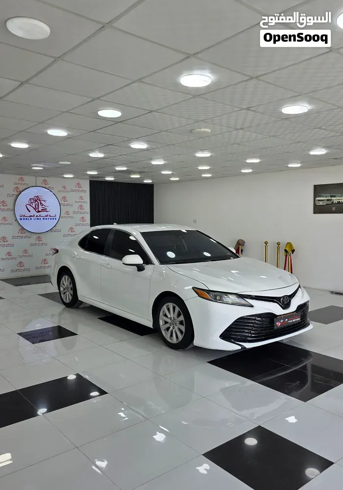 Toyota Camry 2020 photo 2