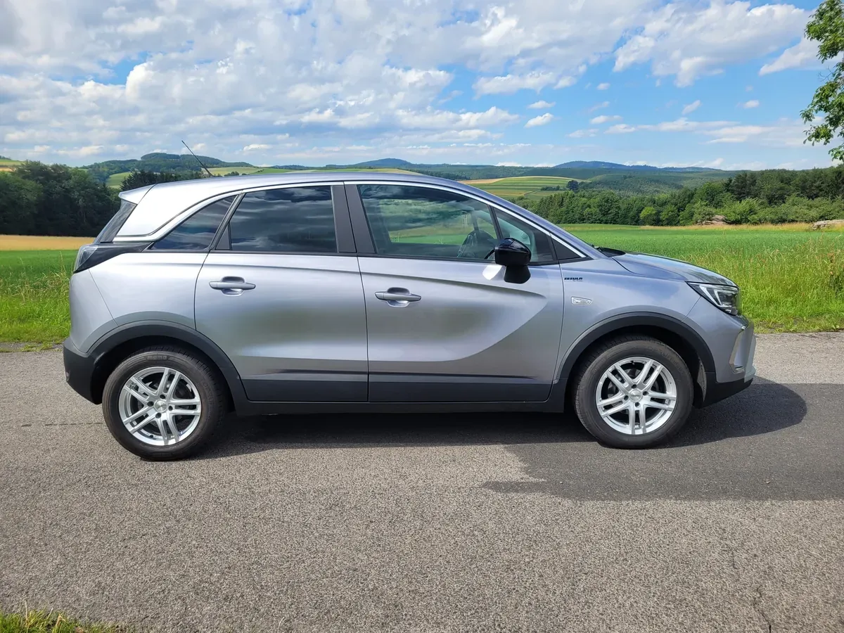 Opel Crossland 2022 photo 2