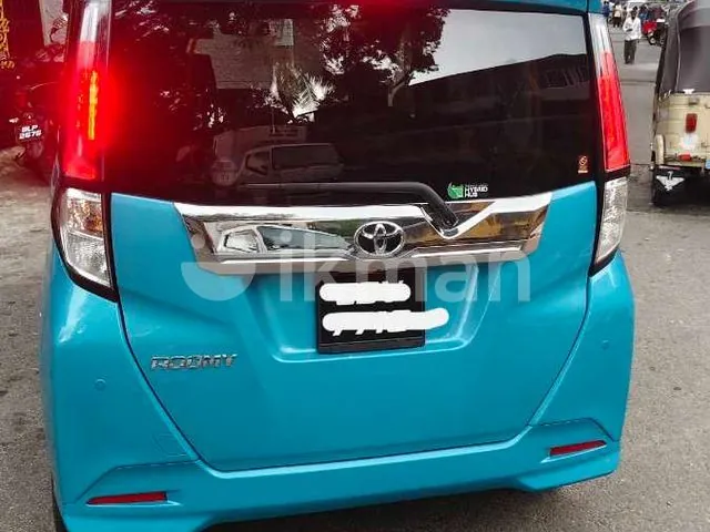Toyota Roomy 2022 photo 2