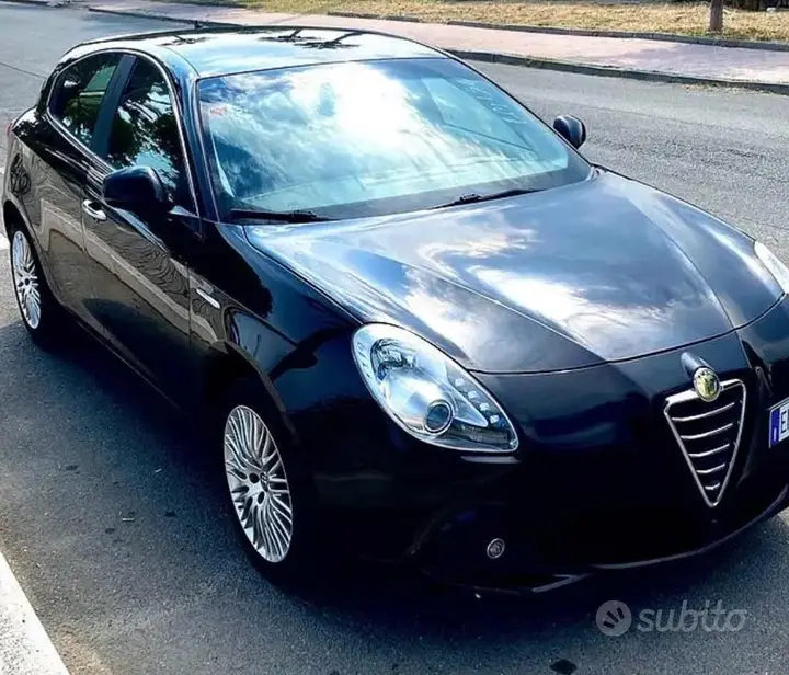 Alfa Romeo Giulietta 2013 photo 4