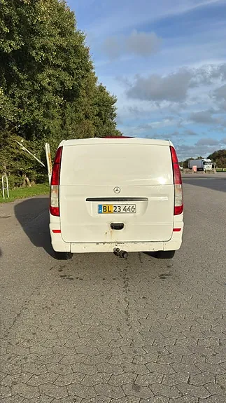 Mercedes-Benz Vito 110 2010 photo 5