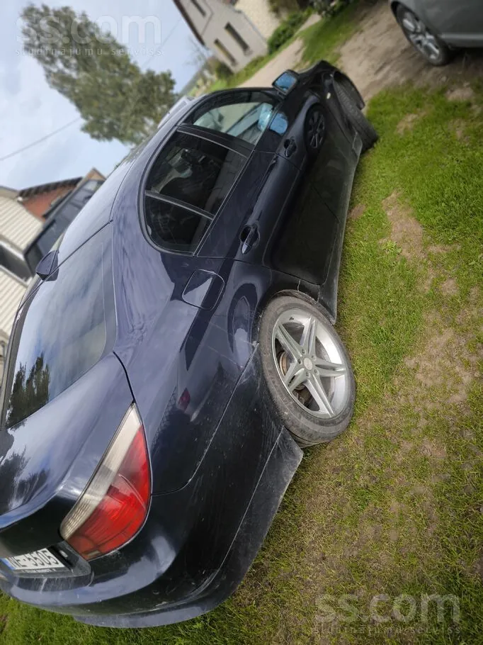 BMW 530 2003 photo 3