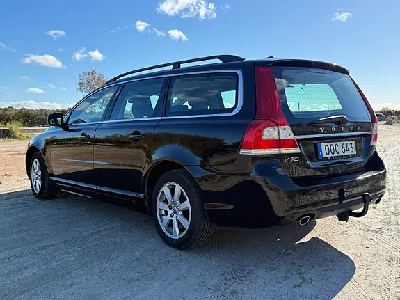 Volvo V70 2014 photo 2