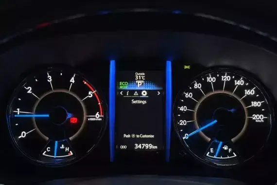 Toyota Fortuner 2018 photo 3