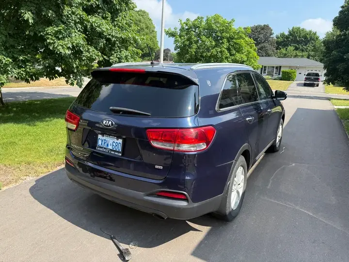 Kia Sorento 2016 photo 3
