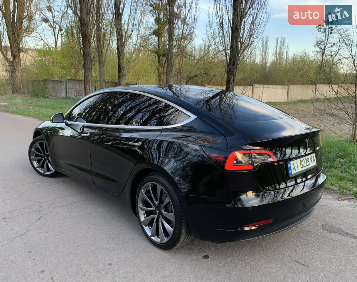 Tesla Model 3 2019 photo 4