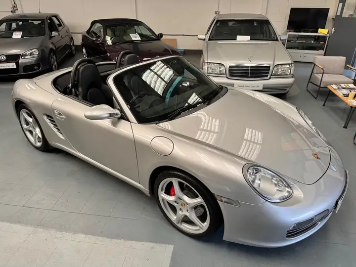 Porsche Boxster 2007 photo 2