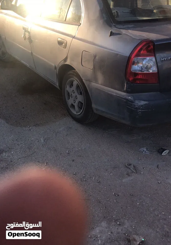 Hyundai Verna 2010 photo 3
