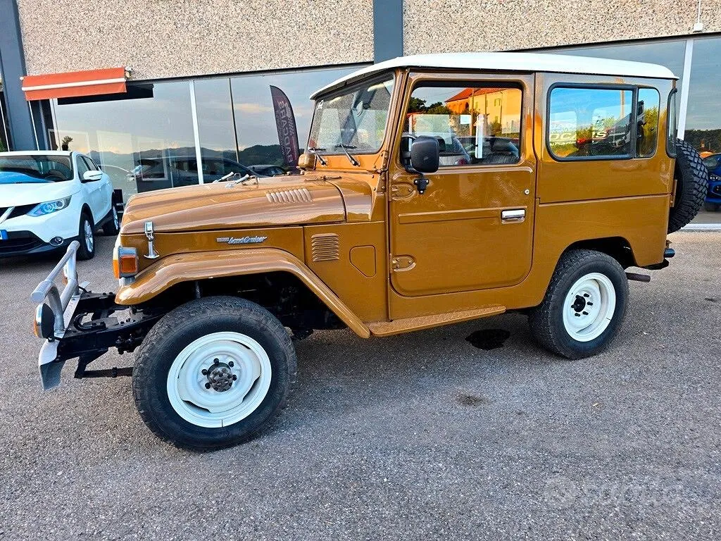 Toyota Land Cruiser 1980 photo 3