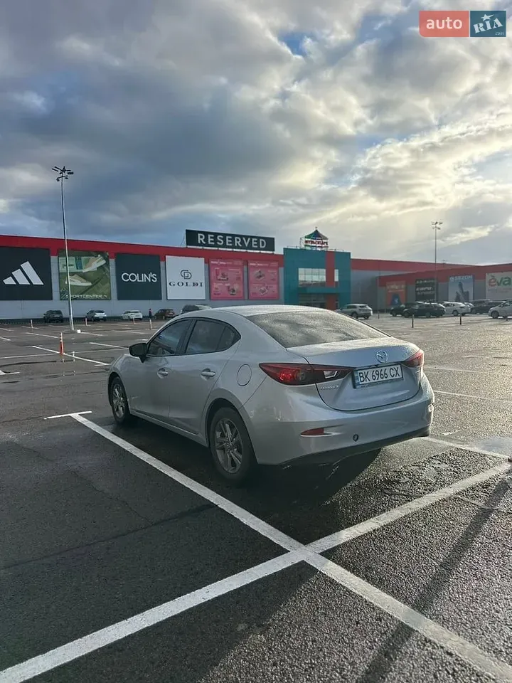 Mazda 3 2017 photo 5