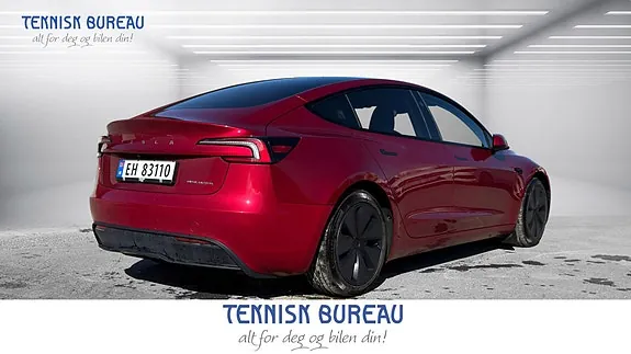Tesla Model 3 2024 photo 4