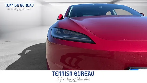 Tesla Model 3 2024 photo 3