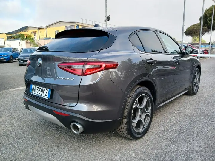 Alfa Romeo Stelvio 2018 photo 5