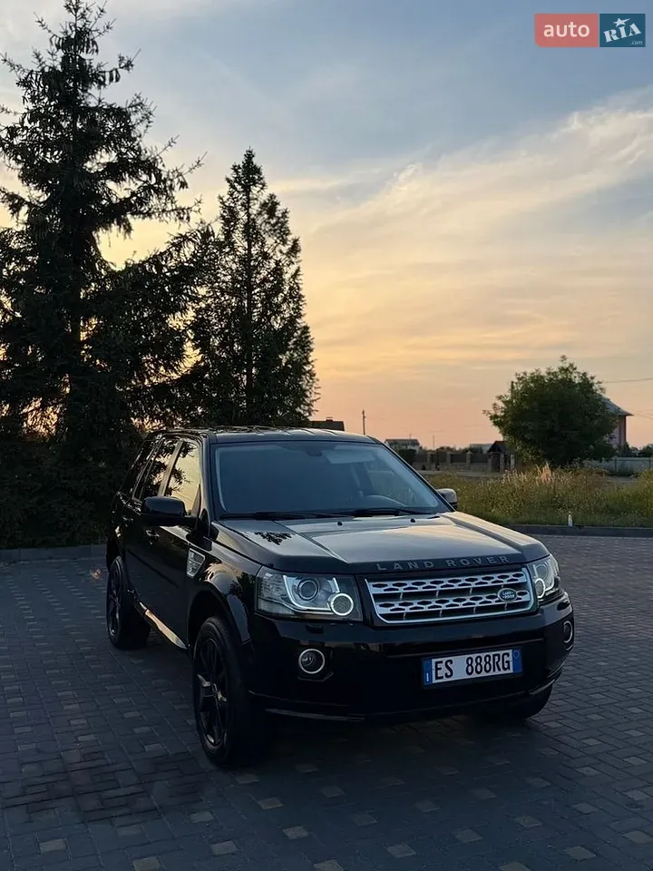 Land Rover Freelander 2013 photo 2