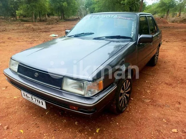 Toyota Corolla 1985 photo 2
