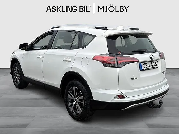 Toyota Rav4 2016 photo 2