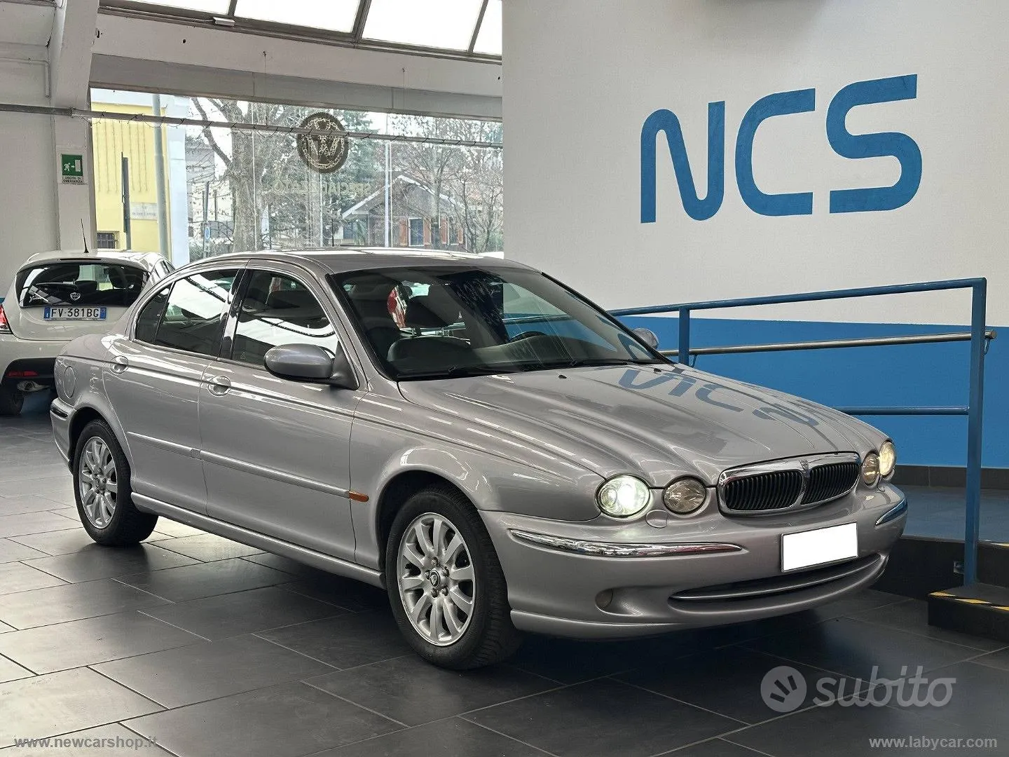 Jaguar X-Type 2001 photo 3