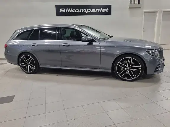 Mercedes-Benz E 220 2017 photo 2
