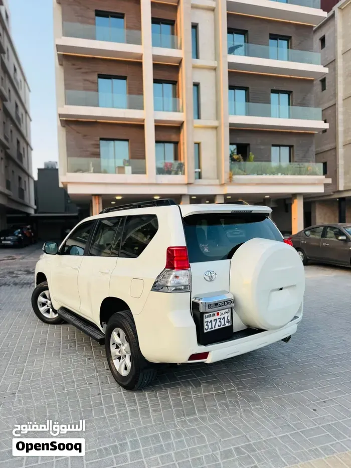 Toyota Prado 2010 photo 4