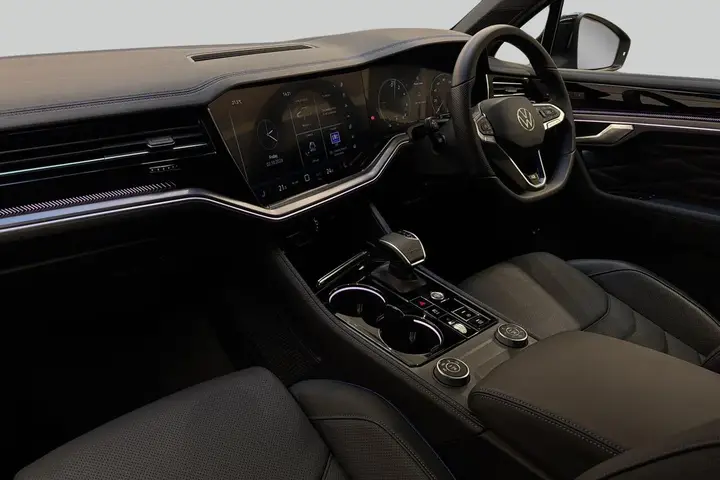 Volkswagen Touareg 2026 photo 3