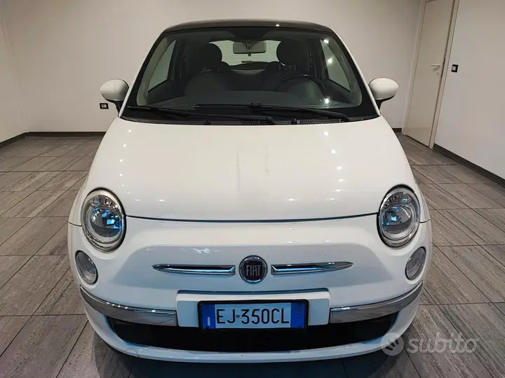 Fiat 500 2011 photo 2