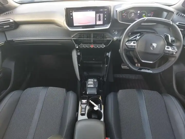 Peugeot 2008 2023 photo 3
