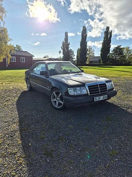Mercedes-Benz 300 Ce-24 1991 photo 5
