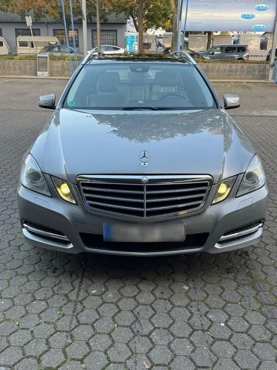 Mercedes-Benz E