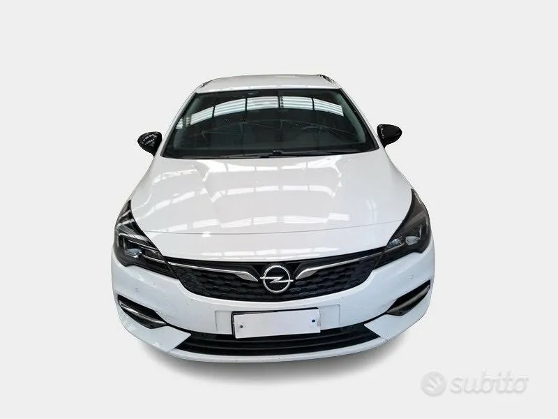 Opel Astra 2021 photo 2