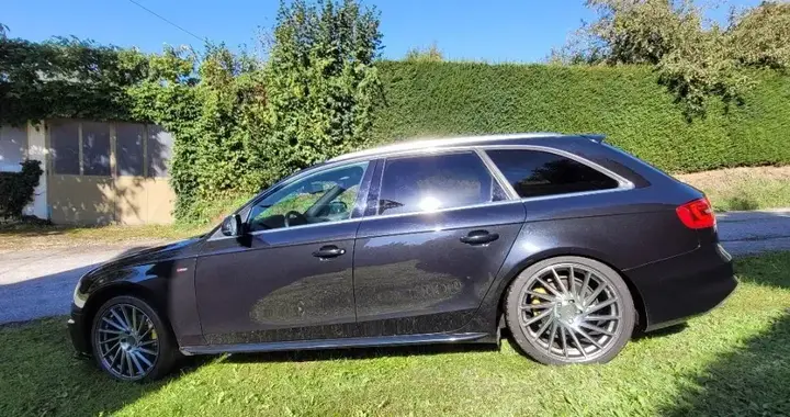 Audi A4 2012 photo 3
