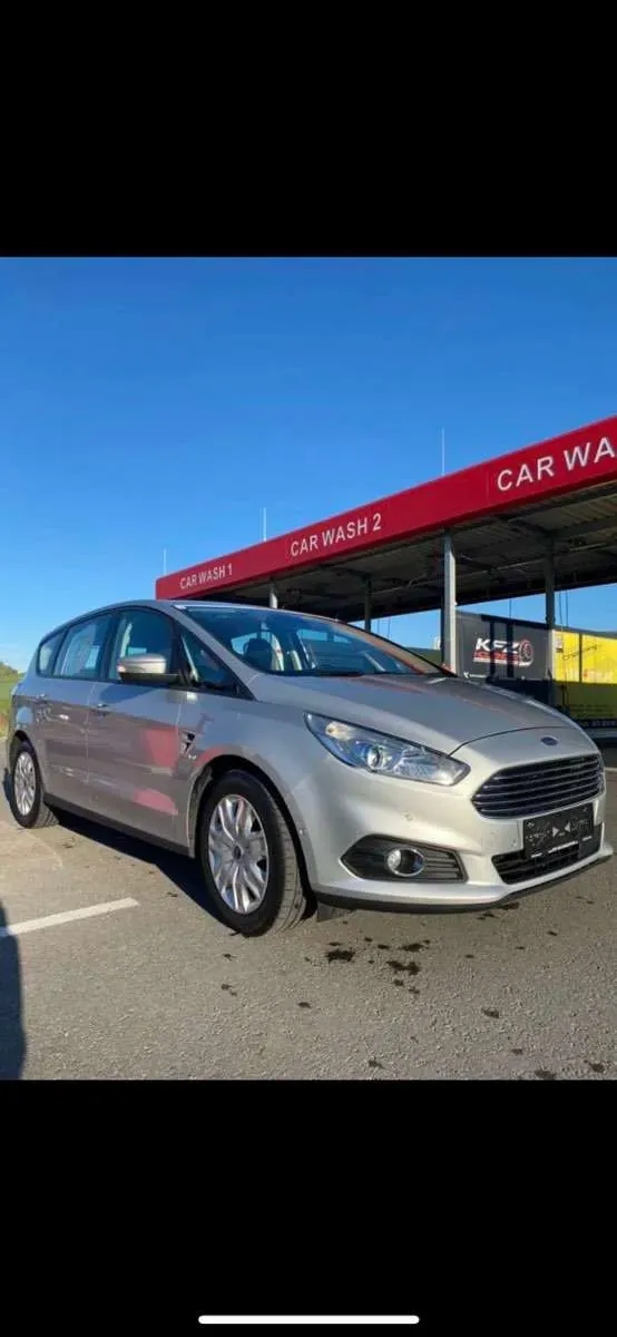 Ford S-Max 2017 photo 2
