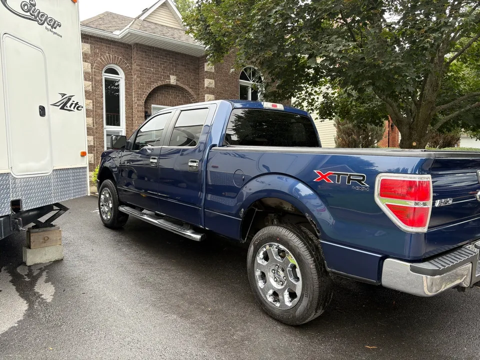 Ford F150 2010 photo 2