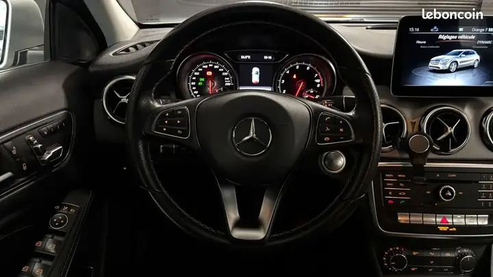 Mercedes-Benz Gla 2017 photo 4