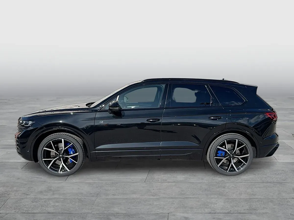 Volkswagen Touareg 2026 photo 2