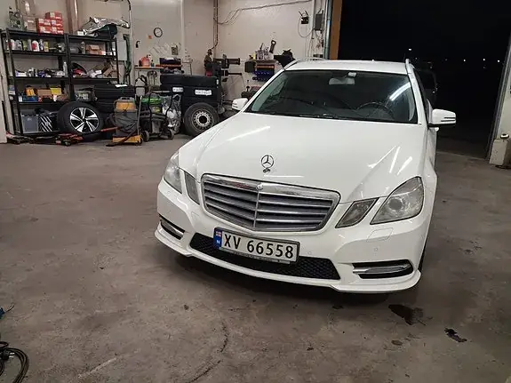 Mercedes-Benz E220 D