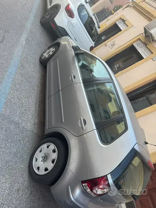 Volkswagen Polo 2007 photo 2