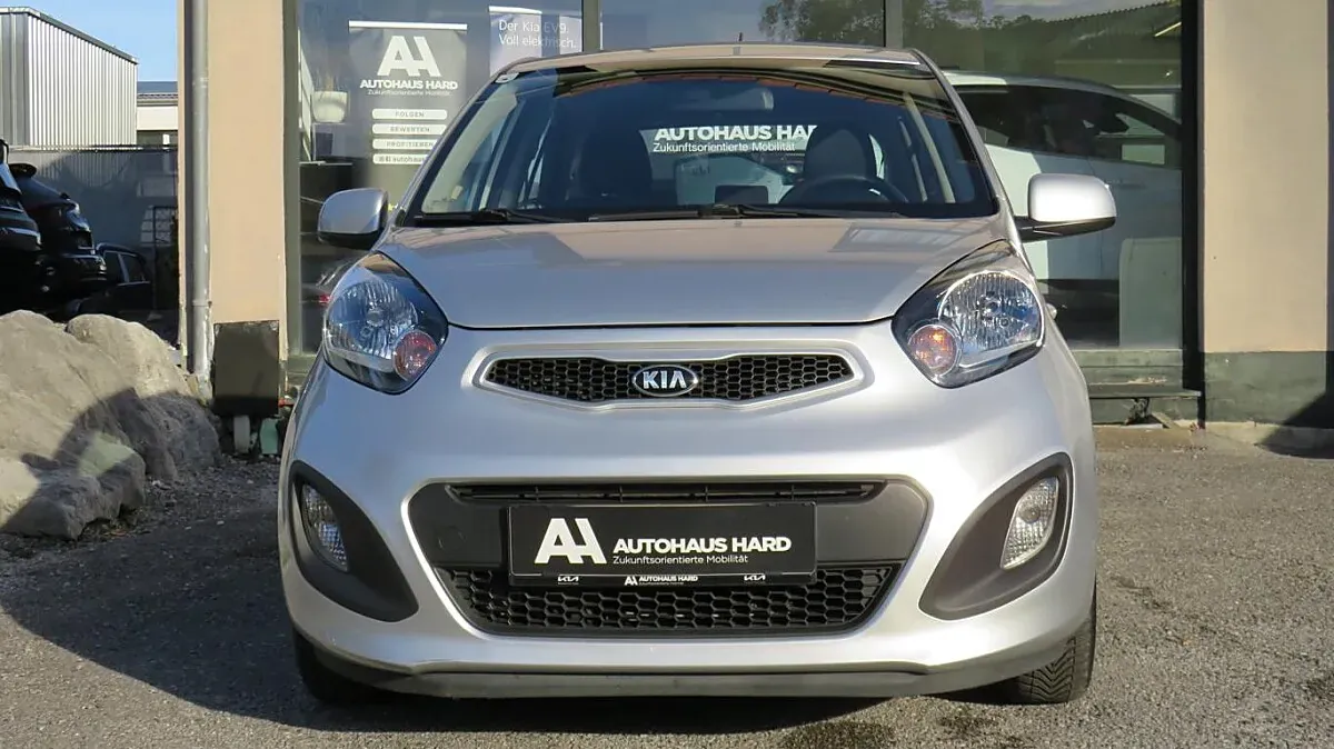 Kia Picanto 2012 photo 2