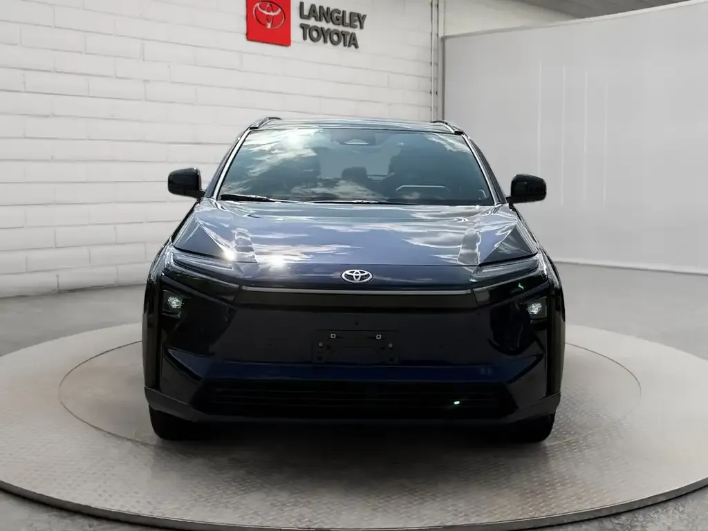 Toyota Bz 2026 photo 2