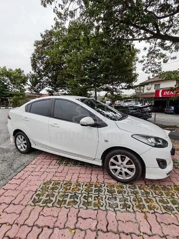 Mazda 2