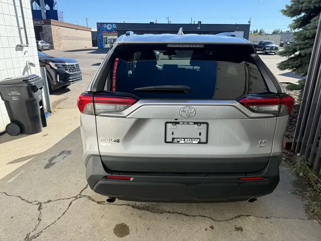 Toyota Rav4 2021 photo 4