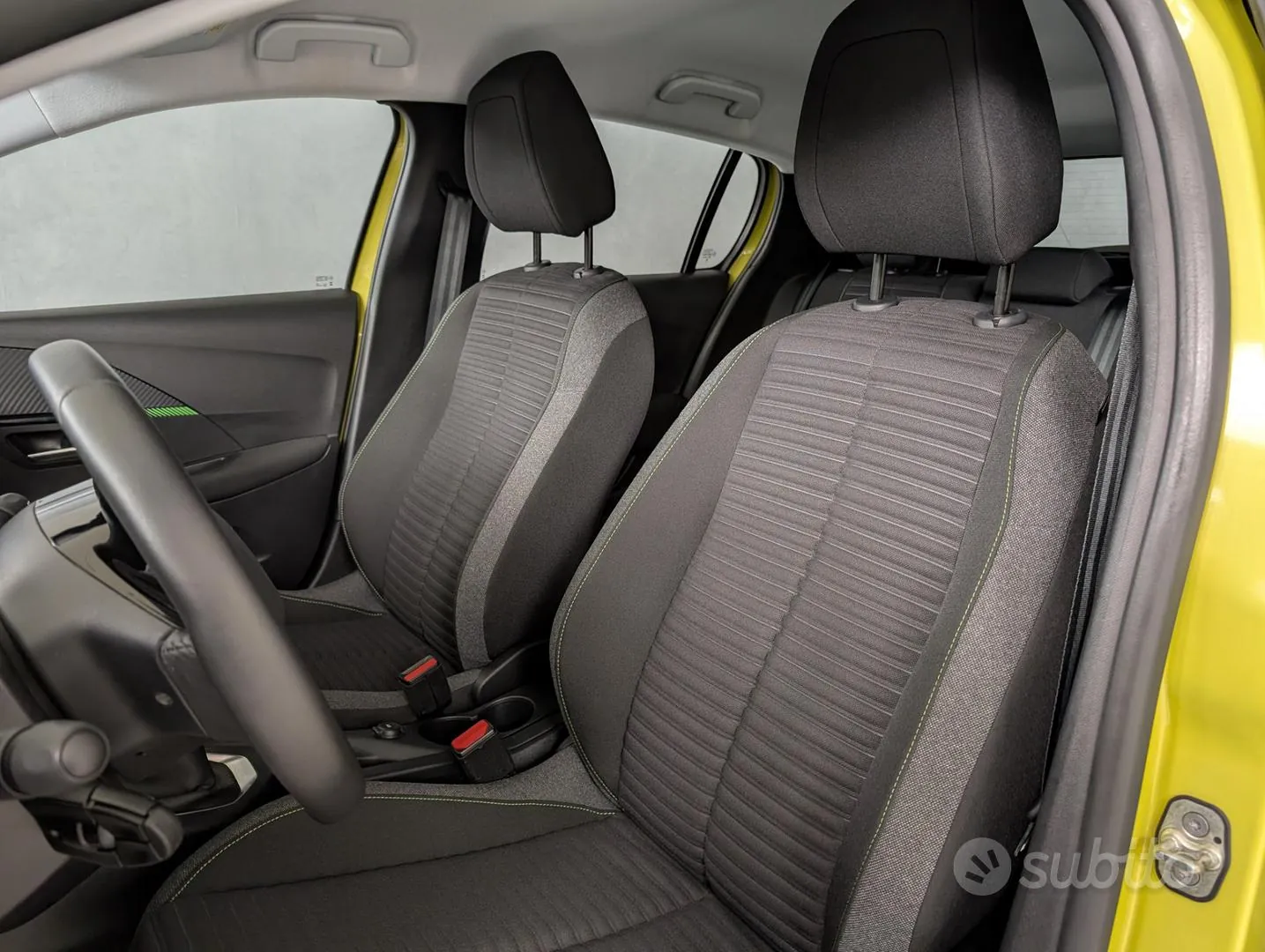 Peugeot 208 2024 photo 5