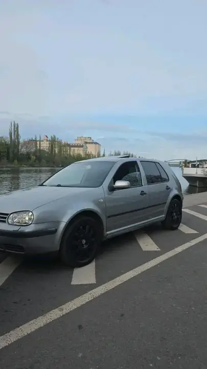 Volkswagen Golf 4