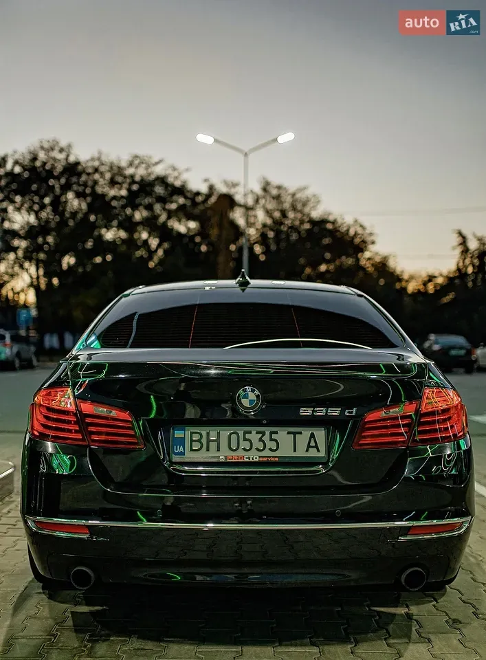 BMW 5 Series 2013 photo 5