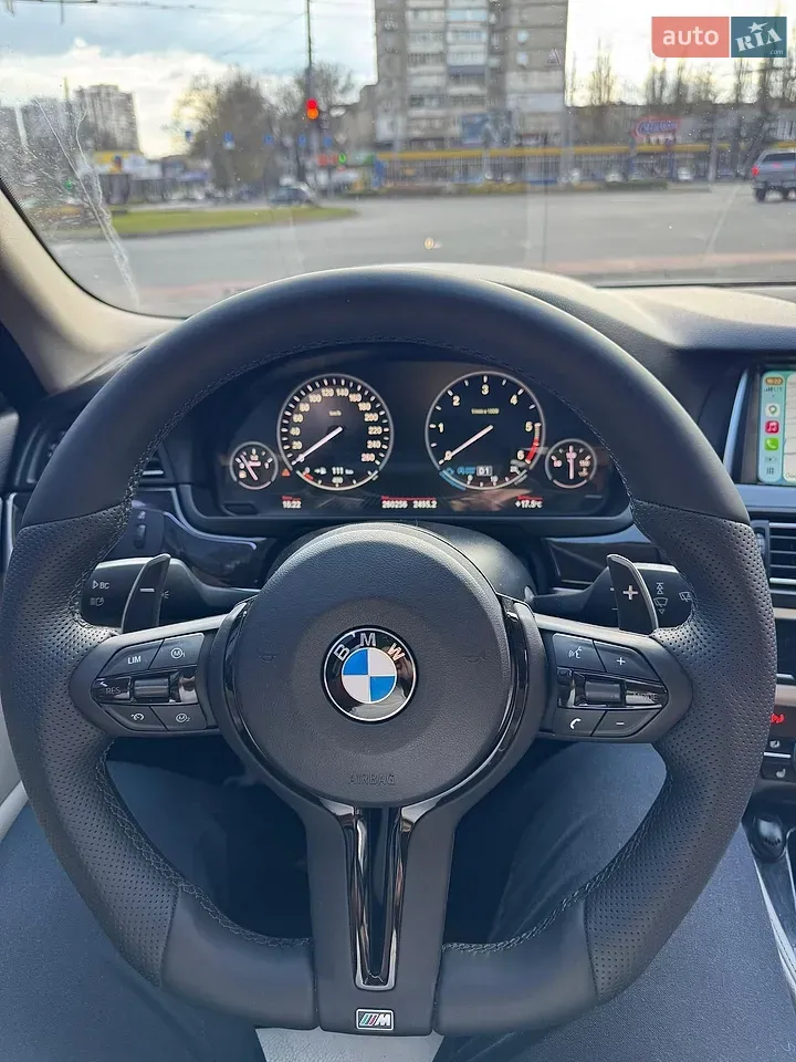 BMW 5 Series 2013 photo 3