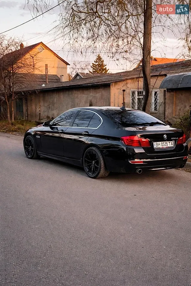BMW 5 Series 2013 photo 4