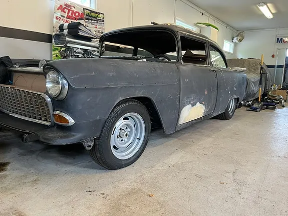 Chevrolet 210