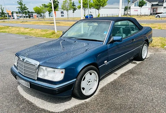 Mercedes-Benz 300 Ce-24 1993 photo 2