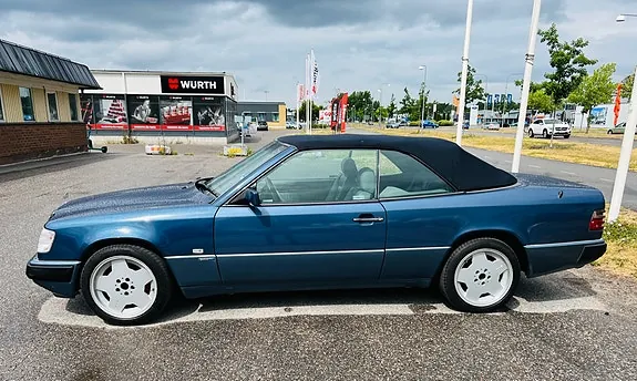 Mercedes-Benz 300 Ce-24 1993 photo 3