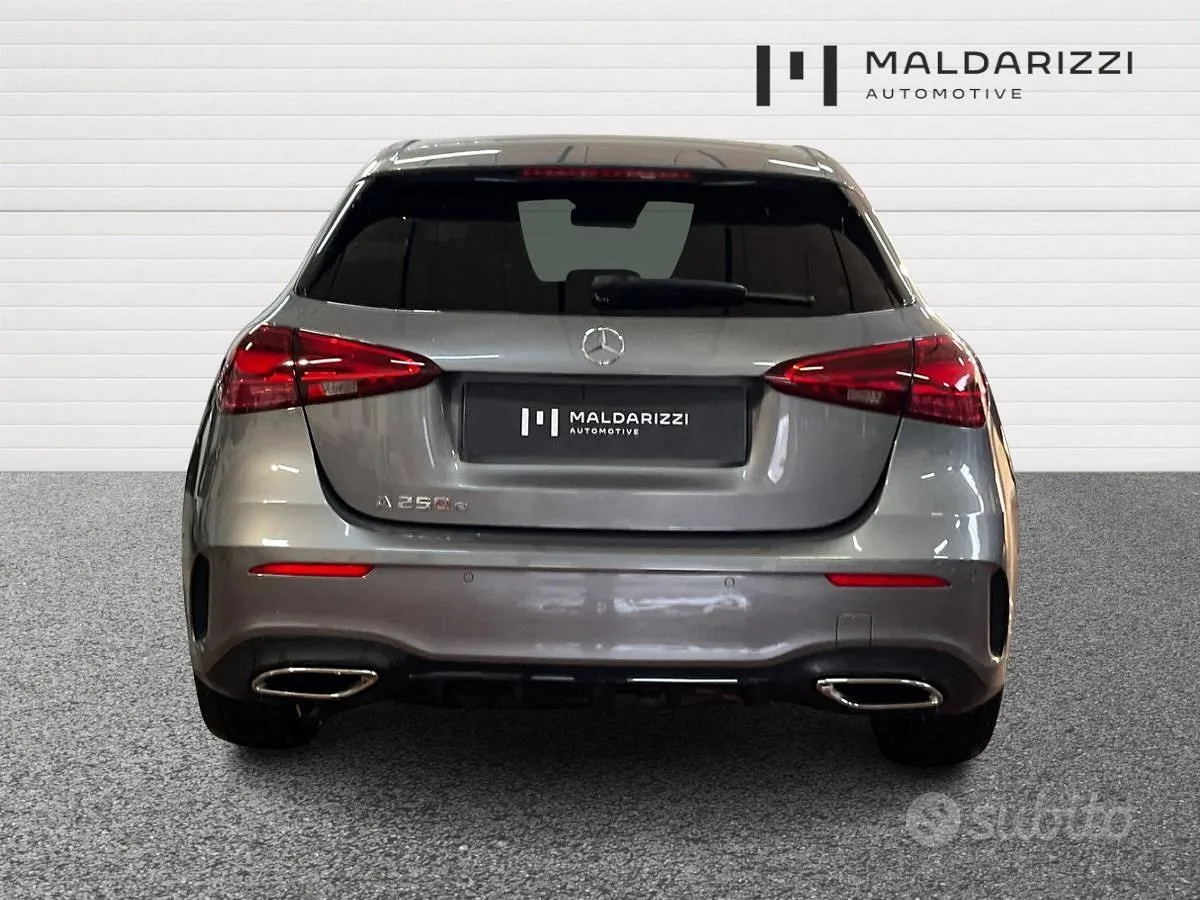 Mercedes-Benz A 250 E 2025 photo 3