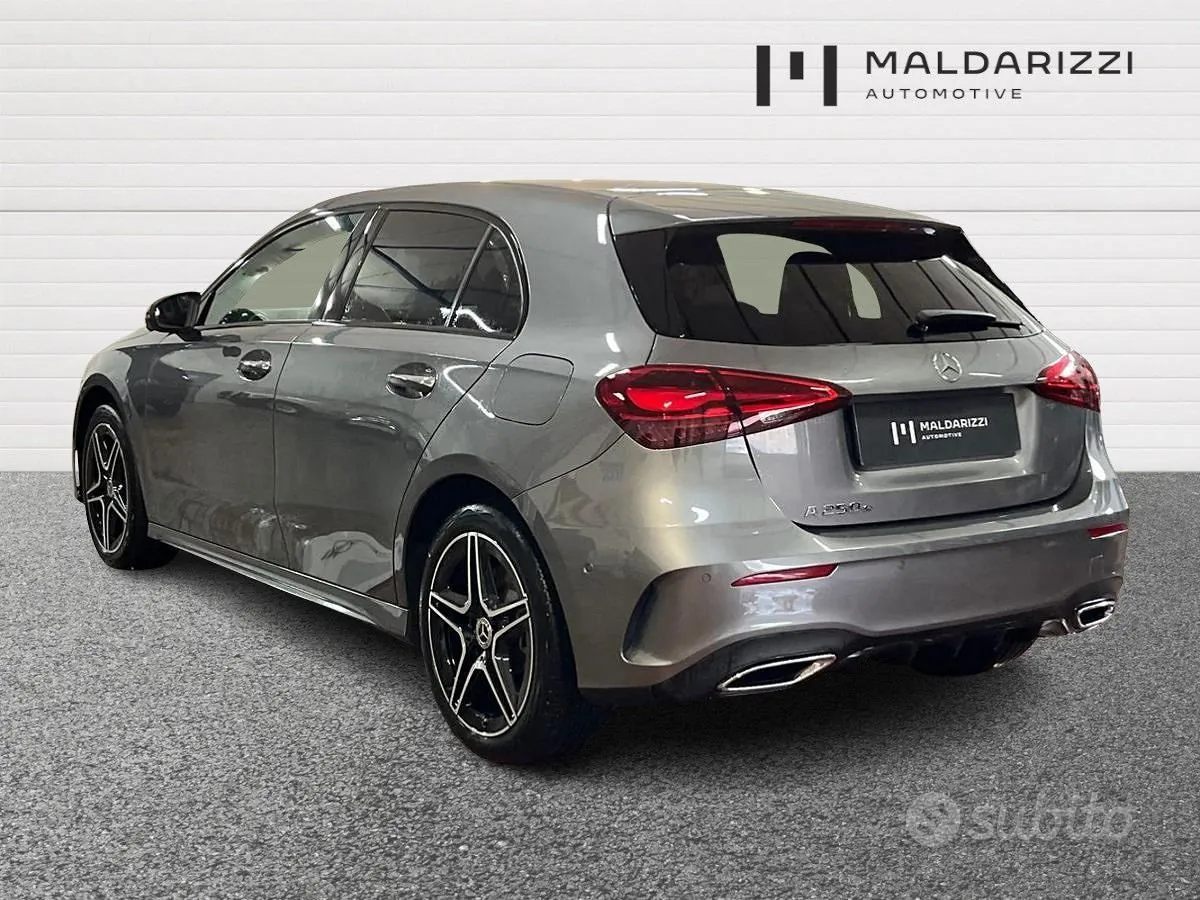 Mercedes-Benz A 250 E 2025 photo 4